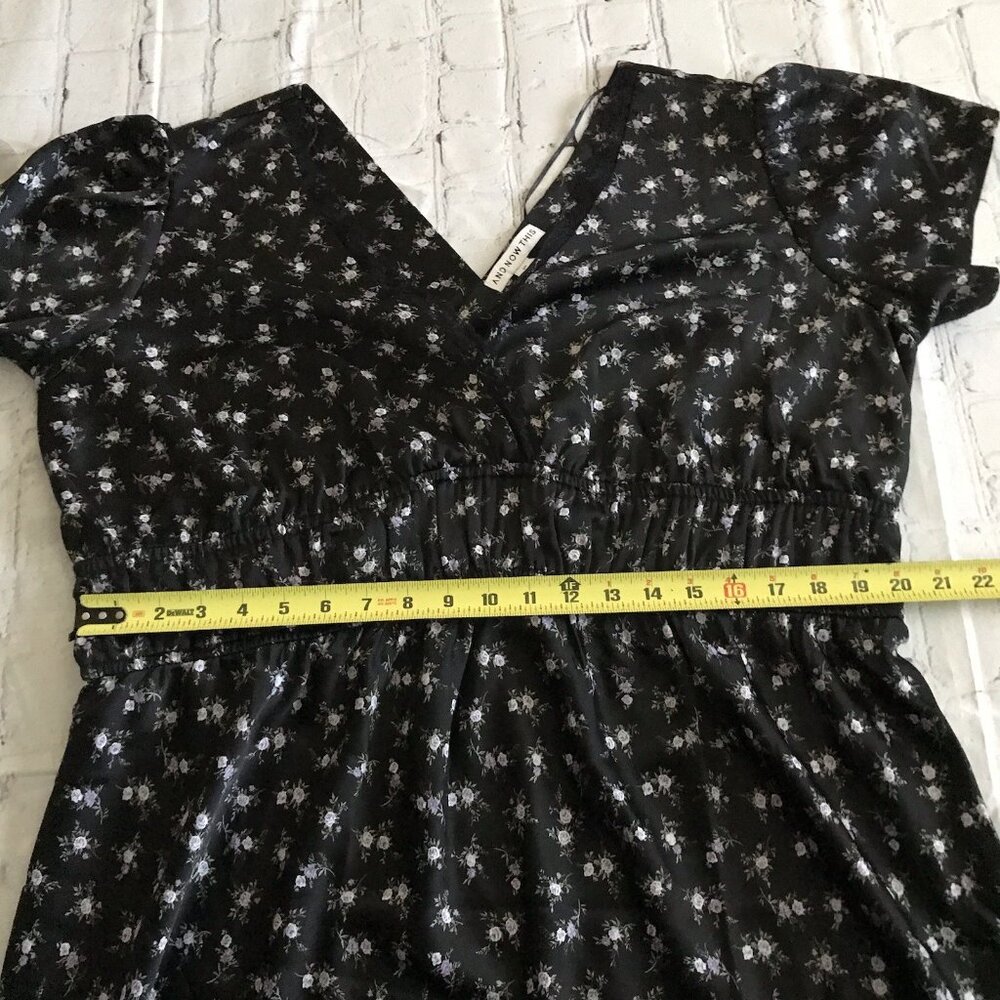 And Now This Trendy Plus Size Lace-Trim Satin Floral Midi Dress Size 2X - Picture 11 of 13